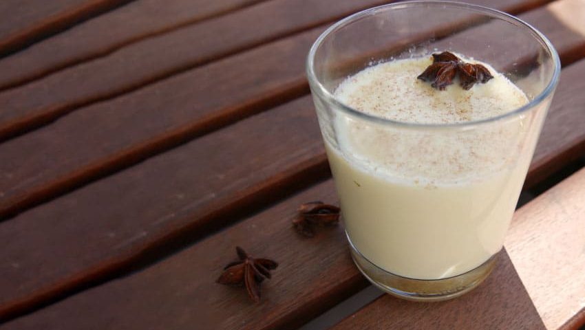 Ayurvedische Gewürzmilch