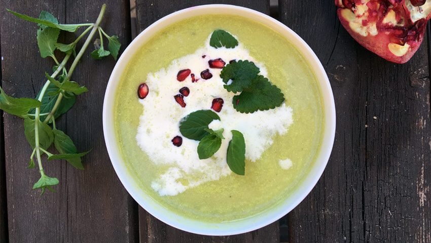 Rezept: Ayurvedische Erbsen-Gurken Suppe - Jetzt nachkochen!