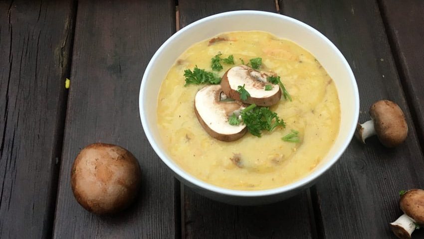Rezept: Kartoffel-Pilz-Suppe - Jetzt nachkochen und genießen!