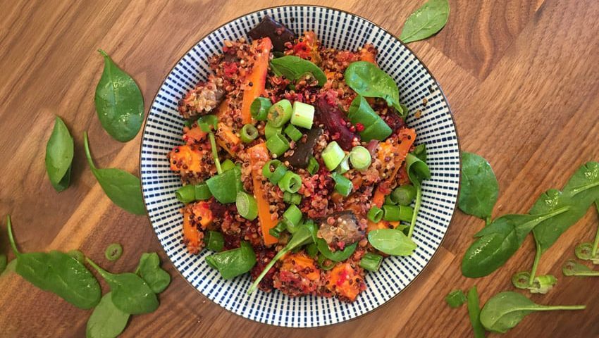 Quinoa Salat mit Röstgemüse