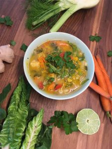 Ayurvedische Sommergemüse Suppe