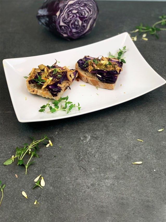 Fenchel-Rotkohl-Crostinis: Ayurveda Rezept zum Ausprobieren