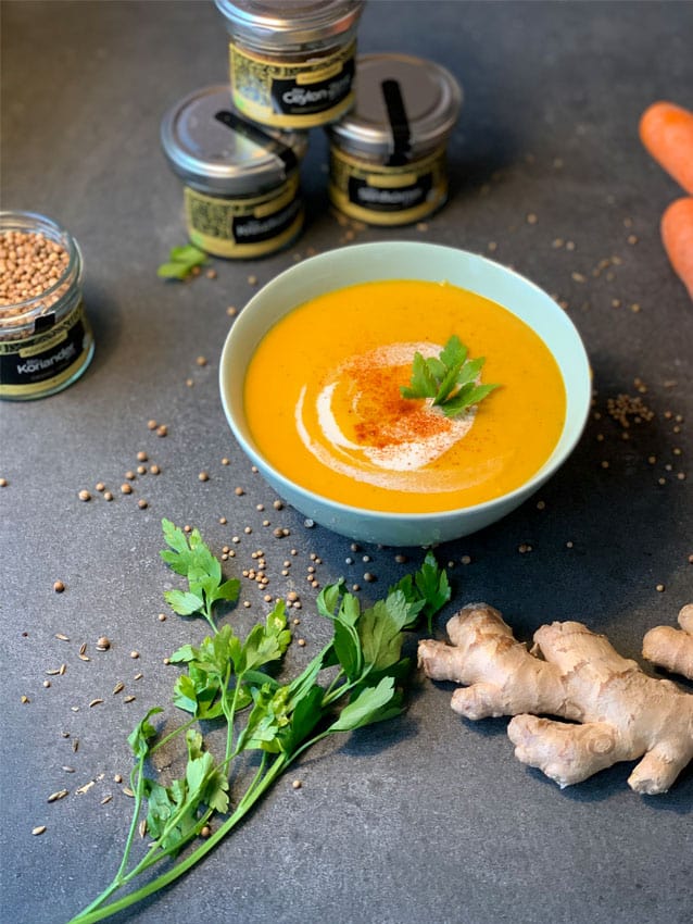Köstliche Ayurveda Karotten-Ingwer-Suppe: Schnell zubereitet und köstlich